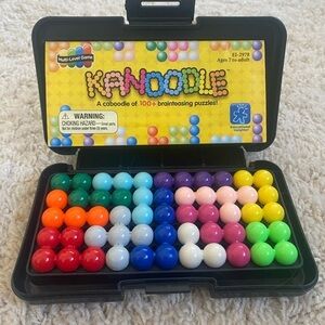 KANOODLE Travel Car Vacation Game 🐝